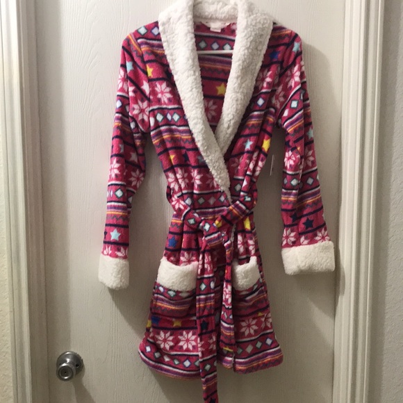 Holiday Robe - Picture 2 of 6
